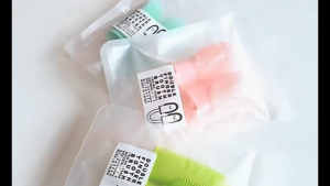 2-Finger Silicone Pet Toothbrush - for Cats & Small Dogs Painless & Safe Teeth Cleaning Massaging Gums Freshens Breath