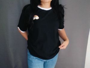 kaos serut samping viral