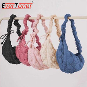 ถุง EverToner Cloud สำหรับผู้หญิงหรูหรานักออกแบบกระเป๋าสะพายข้างไหล่คนเอกสารของผู้หญิงกระเป๋าถือแบบปากจีบ