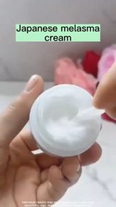Penghilang Flek Hitam di Wajah: Cream Melasma Flek Hitam & Krim Penghilang Flek Hitam