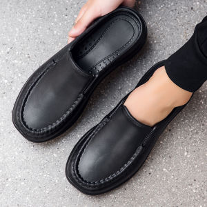 Men chef shoes casual loafers waterproof and oil-proof kitchen work slip-on men shoes outdoor non-slip beach slippers large size