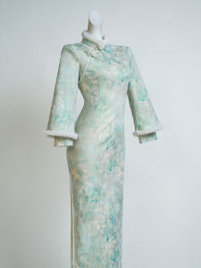 Newest Style Chinese Aesthetic Slim Fitted Winter Dress