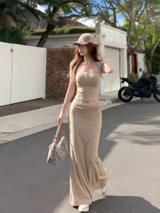 QIANMANZI | Bộ Áo Thun Dây Ngực Ôm Body Tay Ngắn Và Chân Váy Mini Xòe