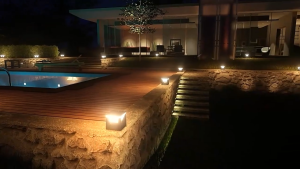 【2026 NEW】 Solar Gate Pillar Light LED Tricolor Outdoor Lamp Waterproof IP67 Gate Wall Lights Outdoor Pillar Light Lampu Pagar Holder Outdoor Pillar Lights Automatic Sensor Warm White Post Lights Fence Post Garden lights 3 Colors COD