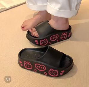 รองเท้าแตะ เปิดส้น ผู้หญิง สูง 5cm. น้ำหนักเบา ใส่สบาย ทรงสวย ด้านข้างและพื้นรองเท้าปั๊มนูนลายการ์ตูน มีกันลื่น รองเท้าแตะแบบสวม #sy193