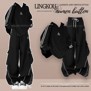 NUMEN BUTTON | Bộ Đồ Thể Thao Dành Cho Phụ Nữ Plus Size Có Mũ Trùm Đầu Và Quần Xòe Sọc