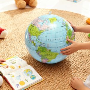 ลูกบอลชายหาดเป่าลมรูปโลกขนาด 16 นิ้ว (30 ซม.) ของเล่นเสริมการเรียนรู้ด้านภูมิศาสตร์สำหรับเด็ก ของเล่นสระน้ำ เหมาะเป็นของขวัญวันเกิด