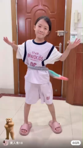 ห่วงฮูล่าฮูปสปริงนุ่ม รุ่นใหม่ล่าสุด! ห่วงออกกำลังกายแบบยืดหยุ่น รุ่นใหม่ ช่วยให้คุณเคลื่อนไหวได้อย่างนุ่มนวล พร้อมออกแบบมาให้ใช้งานง่าย