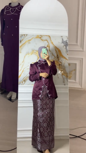 INARA Rok Songket One Set Baju Kurung Malayu Mahogany Burgundy Knit Kancing Full Payet Kebaya Setelan Kondangan Bridesmaid Wisuda Lebaran Pesta Wanita