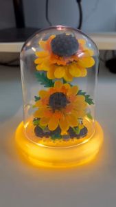 บล็อกตัวต่อดอกไม้ ตัวต่อ ดอกไม้ DIYดอกทานตะวัน พร้อมฝาครอบ ดอกลิลลี่สีขาว ดอกคาร์เนชั่น