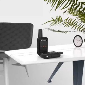【ซื้อ 1 แถม 1】วิทยุสื่อสาร Motorola Walkie-Talkie วิทยุสื่อสารแบบพกพา เลือกได้ 16 ช่อง กำลังส่ง 5 วัตต์ เครื่องส่งรับวิทยุขนาดเล็ก ระยะการโทร 1-5 กม. เหมาะสำหรับใช้บาร์ร้านเสริมสวย
