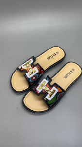 (Size 37-40) 1986 Sandal Wanita Dewasa Slop Terbaru Motif Batik Sandal Teplek Karet