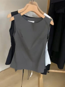 Gray Sleeveless Vest Women Elegant Design Commute Gentle Versatile Top 2025 New Summer Vest Casual Chic Silk Blend Blouse