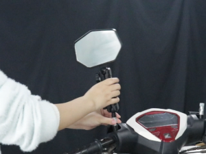 Motorcycle Rearview Mirror Windshield Wide-Angle Panoramic Rearview Mirror Auxiliary Mirror 180-Degree Blind Spot Reflective Blue And White Glass