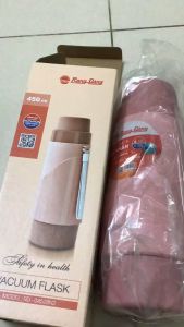 Phích đựng nước Việt Nhật thể tích 500ml màu nâu kem và xanh dương thương hiệu việt nhật thiết kế cầm tay giữ nhiệt hiệu quả.