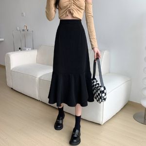 2024 Summer New Irregular Black Medium-Length Womens Fish Tail Skirt Plus Size Slimming Design for Plump Women