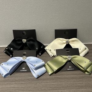 คลิปติดผมรูปผีเสื้อหัวใจระดับไฮเอนด์ ทรงหางเป็ด ประดับเพชร ทรงหางเป็ด ทรงข้าง ตกแต่งผมแบบหวานๆ คลิปติดผมแฟชั่น