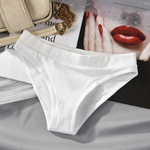 Low-Waist High-Slit Pure Cotton Womens Underwear Breathable Thin Style Autumn Winter Black White Antibacterial Triangle Pants