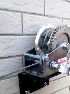 [YOLANDAY] Wire Rope Hand Winch Kualitas Tinggi  Hand winch 1200 lbs/ Hand Wich 800 lbs Katrol Manual 600lbs/ 800lbs/250 kg Kerekan Sling 4.0mm X 7m Boat Winch Derek 360 Kg Set Lengkap