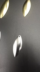 ใบสปินเนอร์ สแตนเลส และทองเหลือง  (สแตนเลสสีเงิน / ทองหลืองสีทอง) 🎉 ชุดละ 10 ชิ้น / 100 ชิ้น 🎉 มีสินค้าพร้อมจัดส่ง 🚚