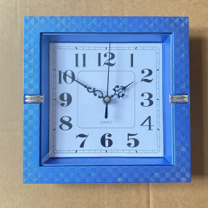 นาฬิกาตั้งโต๊ะทรงสี่เหลี่ยม สไตล์ย้อนยุค นาฬิกาติดผนังแบบโมเดิร์น นาฬิกาควอตซ์ วัสดุพลาสติก ปิดด้วยกระจก
