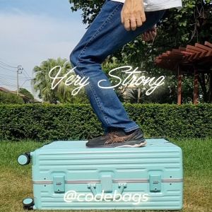 กระเป๋าเดินทาง กระเป๋าล้อลาก 4ล้อ 20-28 นิ้ว รุ่น ALU101 ALUMINIUM FRAME LUGGAGE สำหรับการส่งในไทย พร้อมกระเป๋าเดินทาง SWITORY รุ่นที่ 20-28 นิ้ว สุดมีความสูง 24 วันนี้ 1,490 บาท