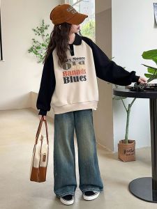 Letter Print Contrast Color Polo Neck Fleece Sweater