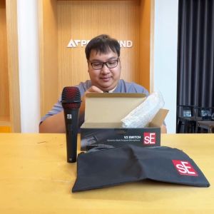 sE Electronics V2 Switch ไมค์สายแบบไดนามิค รับเสียงแบบ Supercardioid สำหรับร้องเพลง พูด AT Prosound