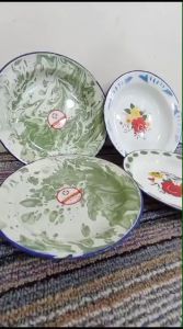 Piring Enamel Motif Bunga & Kaleng Seng Vintage 22cm