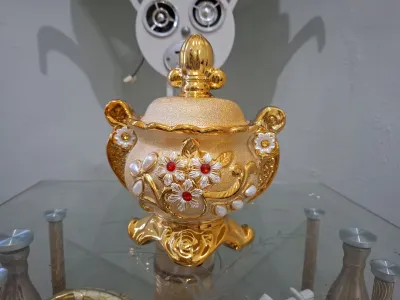 pajangan toples keramik antik gold mewah