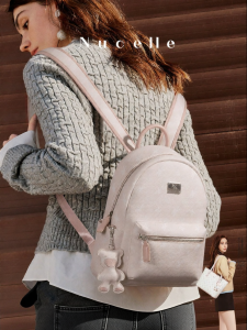 Large Capacity Lightweight Versatile Student Backpack