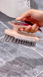 【พร้อมส่งจากไทย】5 in1 แปรงขัดพื้น แปรงถูพื้น แปรงขัดร่องยาแนว ขนแหลม ด้ามยาว ขัดห้องน้ำ ทำความสะอาด เข้าได้ทุกซอก ทุกมุม