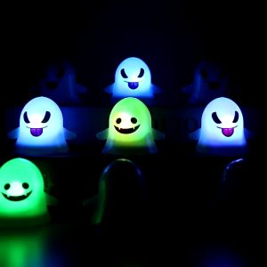 Đèn LED Hình Ma Ngộ Nghĩnh Trang Trí cửa hàng bàn học haloqueen Ánh Sáng Nhiều Màu