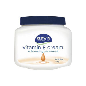Kem dưỡng ẩm mềm mịn da Redwin Vitamin E Cream 300g Của Úc - Sale Chính hãng
