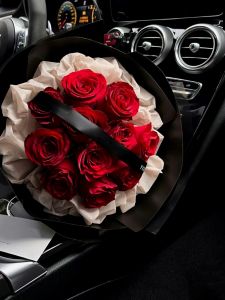 Eternal Rose Bouquet Gift for Best Friend Birthday Or Valentines Day Simplicity Style Artificial Soap Flower Arrangement