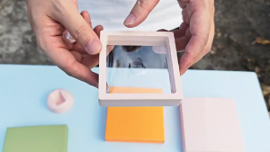 Jewerly Box Mini Bingkai Kotak Penyimpanan Anti Debu Transparan Kalung Cincin Gelang Elastis HM1043