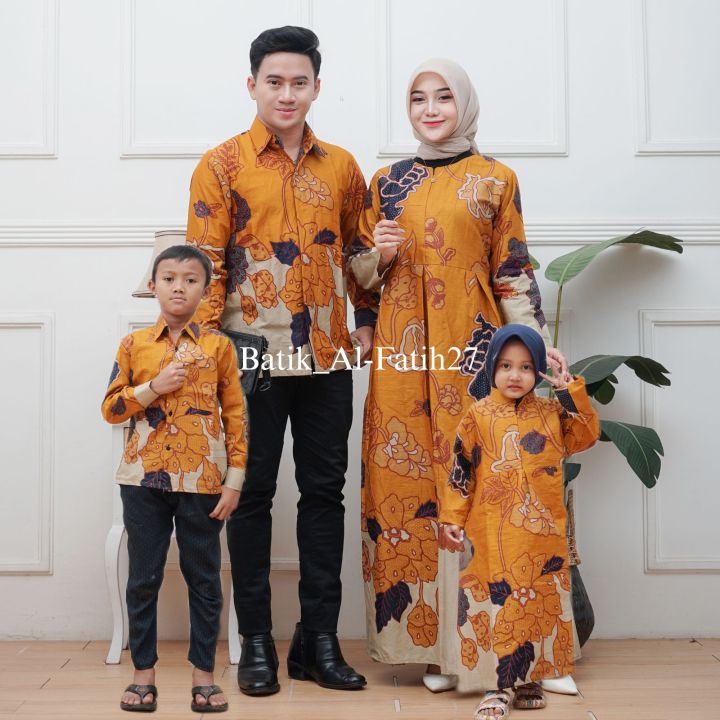 Baju%20Batik%20Couple%20Pasangang%20Suami%20Istri%20Kapelan%20Keluarga%20Pasangan%20Kondangan%20Baju%20batik%20Pasangan%20Terbaru%202024%20Batik%20gamis%20Wanita%20Baju%20Batik%20Wanita%20-%20Image%203