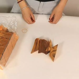 ก้อนทอง ทองแท่ง ก้อนทองหยวนเป่า ธนบัตร และกึ่งสำเร็จรูปสำหรับไหว้บรรพบุรุษ (1 ห่อมี 50 ก้อนทองหยวนเป่า)