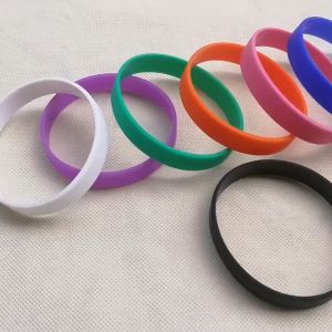 Sports Silicone Bracelet - Blank Rubber Wristband for Men Women and Teens Basketball Running Fitness Cuff Bangle Accessories Couple Gifts Fashion Sports Elasticity Multicolors