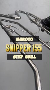MOKOTO SNIPER 155 STEP GRILL BLACK / CHROME HEAVY DUTY STEEL CENTER CARRIER FOR YAMAHA SNIPER 155 MOTORCYCLE SPEEDMOTO
