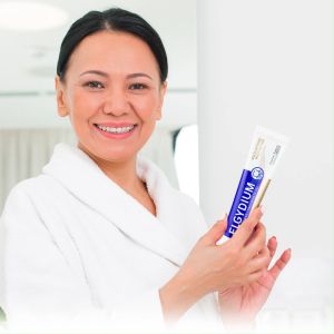 Elgydium ANTI PLAQUE Toothbrush (Buy 1 Free 1 Travel size 7ml Toothpaste or Dental Picks 6s)