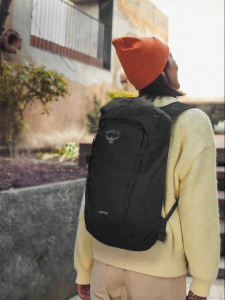 Osprey | Lightweight Hiking Backpack 15L