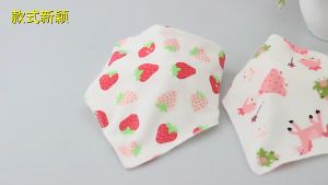 Slaber Bib / Tatakan liur Celemek Makan Bayi segitiga Slaber Motif