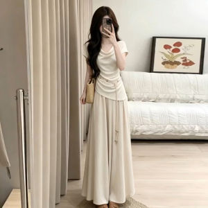 SENWA | Đầm Elegance Pháp Cổ Xẻ Dáng Xòe Tay Ngắn