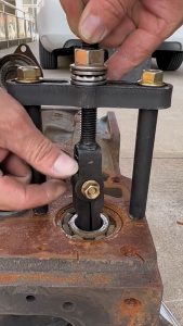 Bộ kéo vòng bi 2 hàm ô tô - Thép carbon cứng tháo lắp vòng bi động cơ dễ dàng Bộ kéo vòng bi 2 hàm - Dụng cụ tháo lắp vòng bi ô tô xe máy chuyên dụng Vam Cảo Vòng Bi 2 Chấu - Đường Kính 15-75mm - Dụng Cụ Tháo Vòng Bi Chuyên Dụng