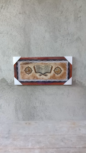 Hiasan Kaligrafi Kulit Kambing Kitab