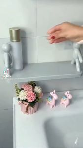 Kệ Nhựa Dán Tường Treo Nhà Tắm Nhà Bếp Họa Tiết Hình Người Độc Đáo Siêu Chắc - Kệ Để Đồ Gia Vị Nhà Bếp Hình Nhân Siêu DÍnh - Giá Treo Tường Để Đồ Dùng Đa Năng Bền Rẻ Đẹp