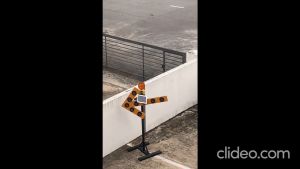 Solar Flashing Arrow for Road Works / Traffic Management / Construction Works