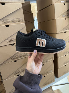 Casual Womens Sneakers with Retro Color Block Design and Low Heel by Mozzarella Super Lightweight Ideal for Daily Wear