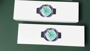 Watch Ultra 1.53inches 64GB&32GB Super AMOLED 100m water resistant 300 mAh 10W wireless
